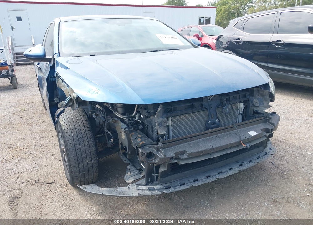 2019 VOLKSWAGEN JETTA 1.4T SEL VIN: 3VWE57BU0KM201233