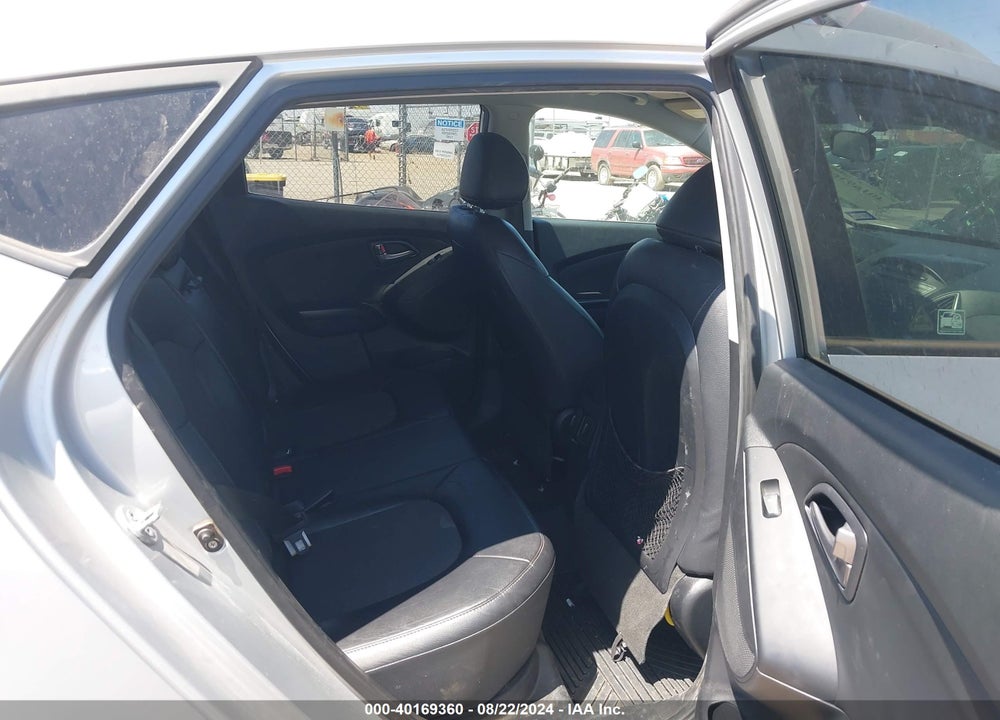 2014 HYUNDAI TUCSON SE VIN: KM8JU3AG1EU829399