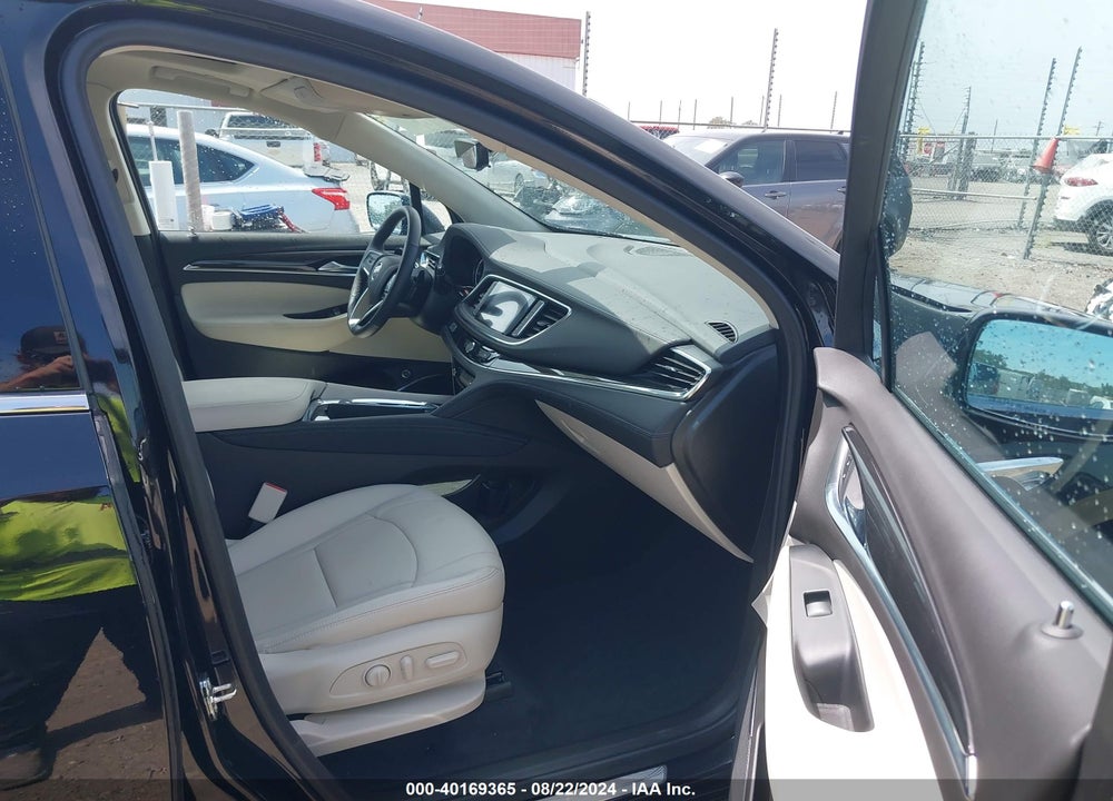 2024 BUICK ENCLAVE ESSENCE FWD VIN: 5GAERBKW4RJ105562