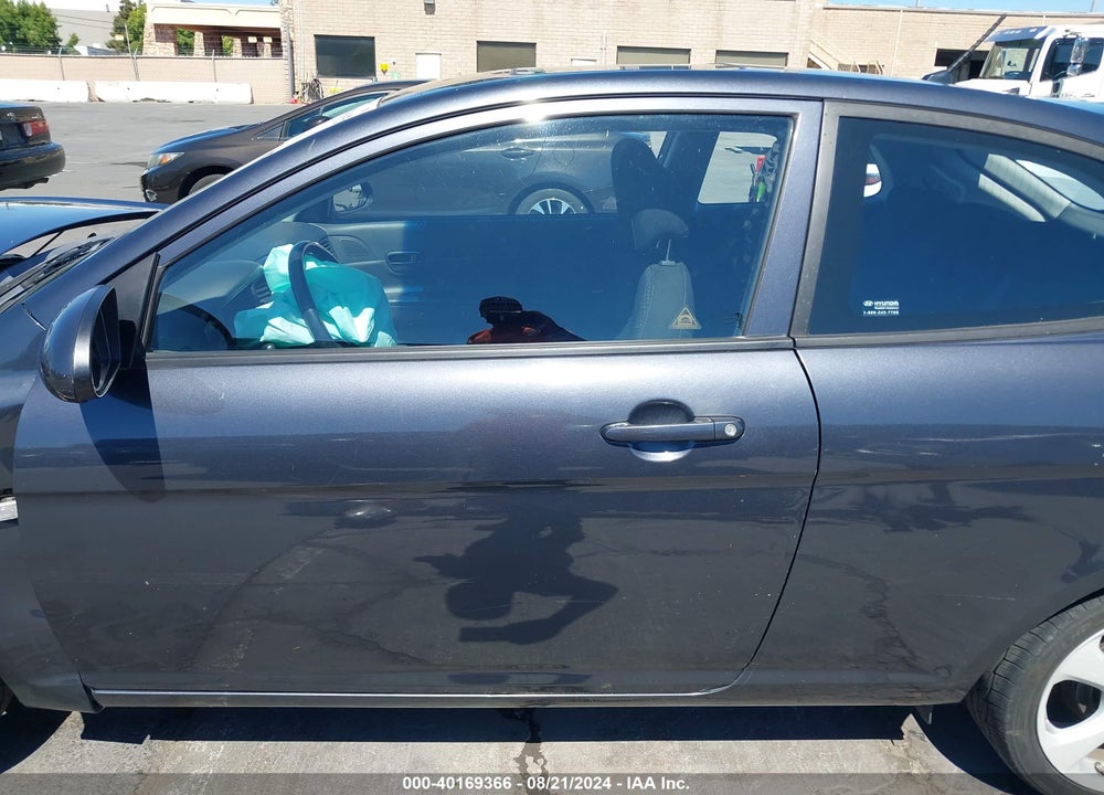 2008 HYUNDAI ACCENT SE VIN: KMHCN36C18U062072
