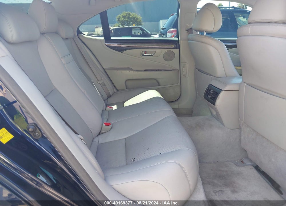 2008 LEXUS LS 460 VIN: JTHBL46F985057006