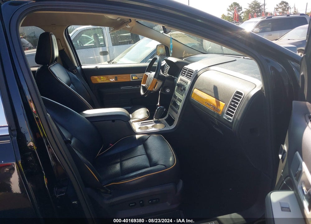 2008 LINCOLN MKX VIN: 2LMDU68C18BJ22335
