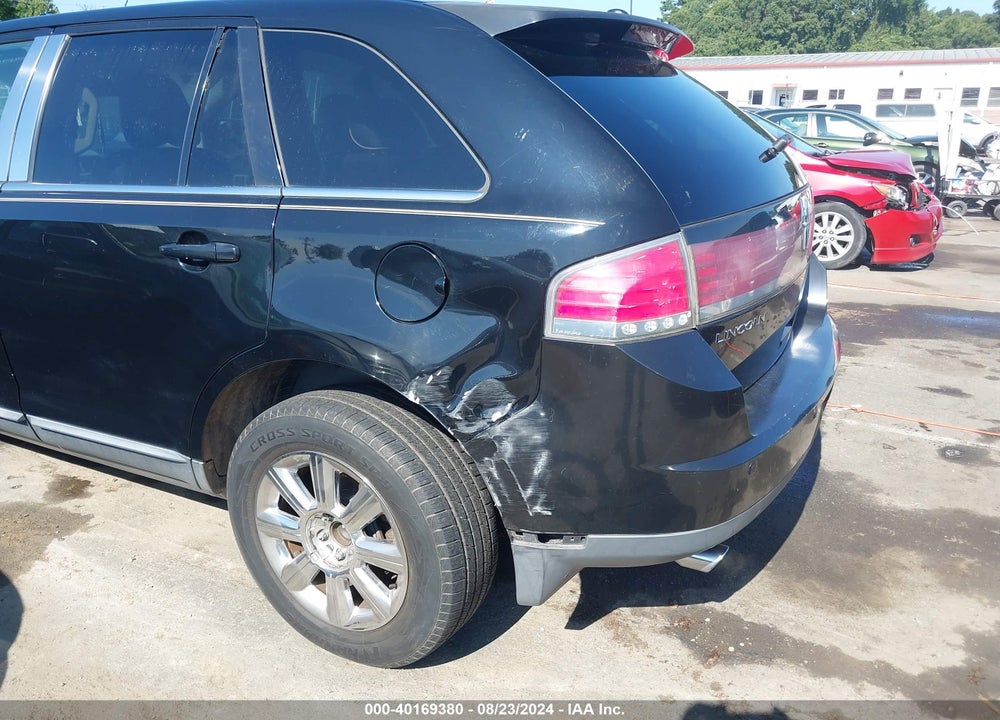 2008 LINCOLN MKX VIN: 2LMDU68C18BJ22335