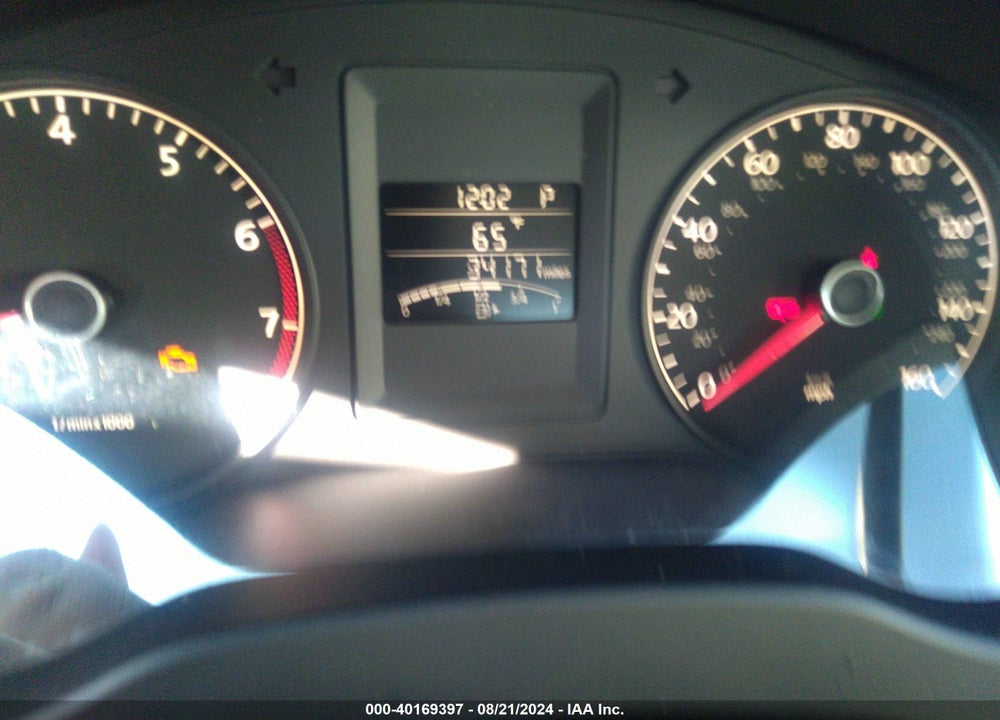 2011 VOLKSWAGEN JETTA 2.5L SE VIN: 3VWDZ7AJ7BM377624