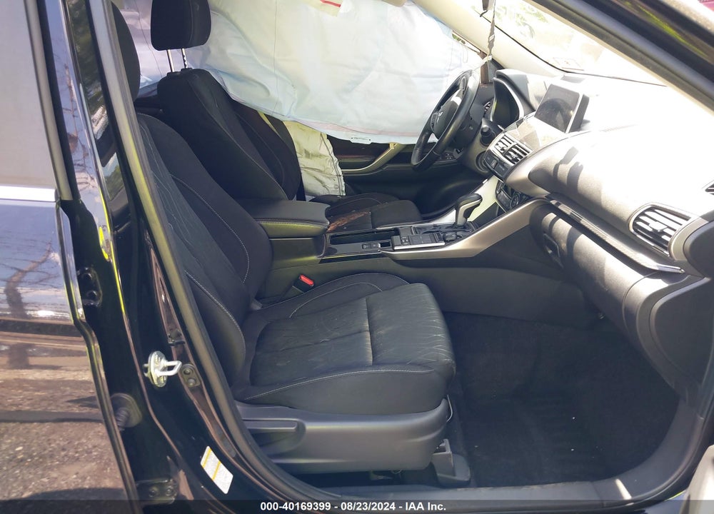2019 MITSUBISHI ECLIPSE CROSS SE VIN: JA4AT5AA1KZ048163