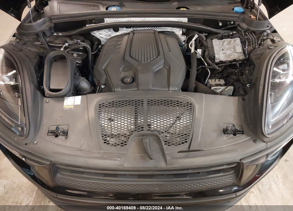 2022 PORSCHE MACAN VIN: WP1AA2A53NLB00802