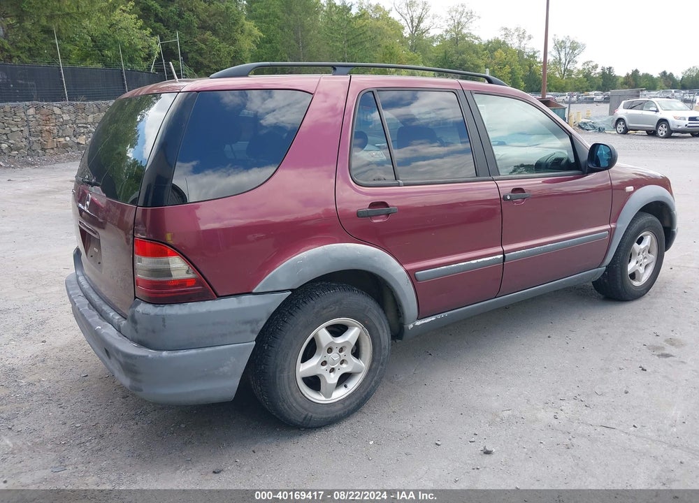 1998 MERCEDES-BENZ ML 320 CLASSIC VIN: 4JGAB54E9WA010929