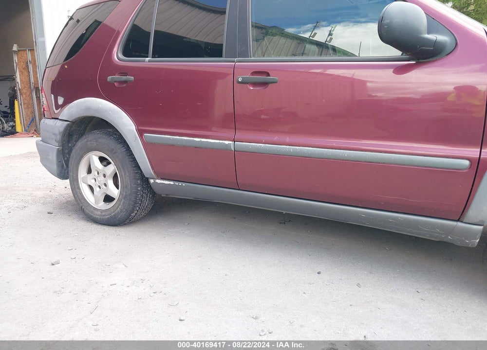 1998 MERCEDES-BENZ ML 320 CLASSIC VIN: 4JGAB54E9WA010929