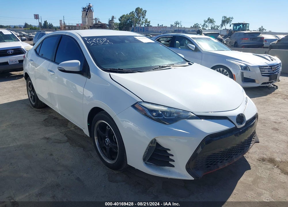2017 TOYOTA COROLLA SE VIN: 5YFBURHEXHP692173