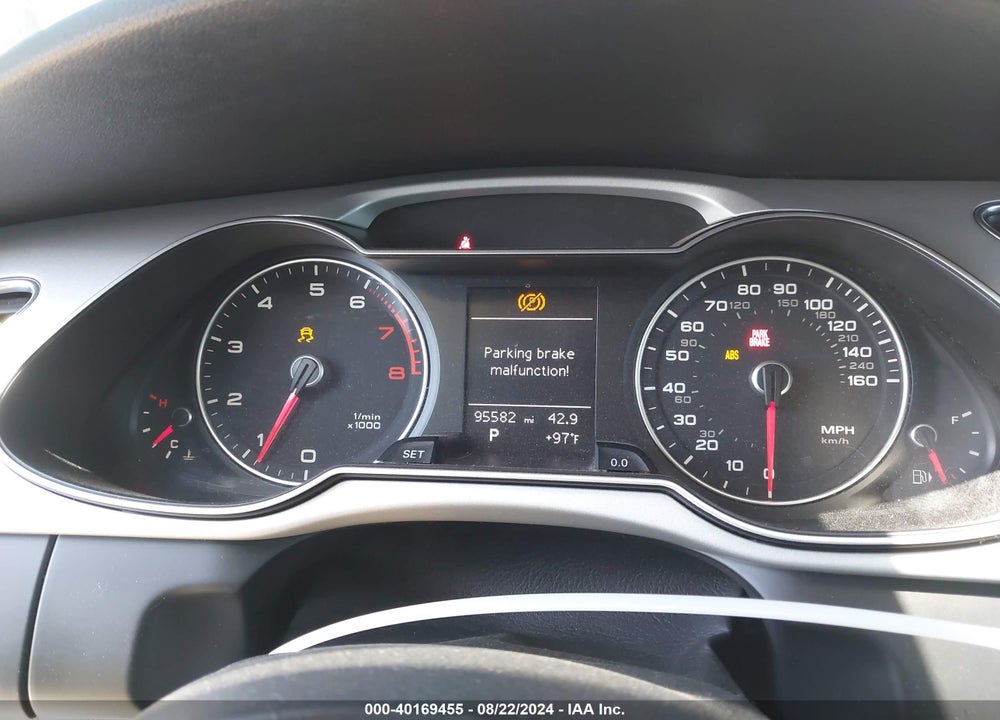 2016 AUDI A4 2.0T PREMIUM VIN: WAUAFAFLXGN016582