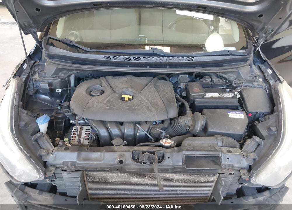 2015 HYUNDAI ELANTRA SE VIN: KMHDH4AE5FU310167