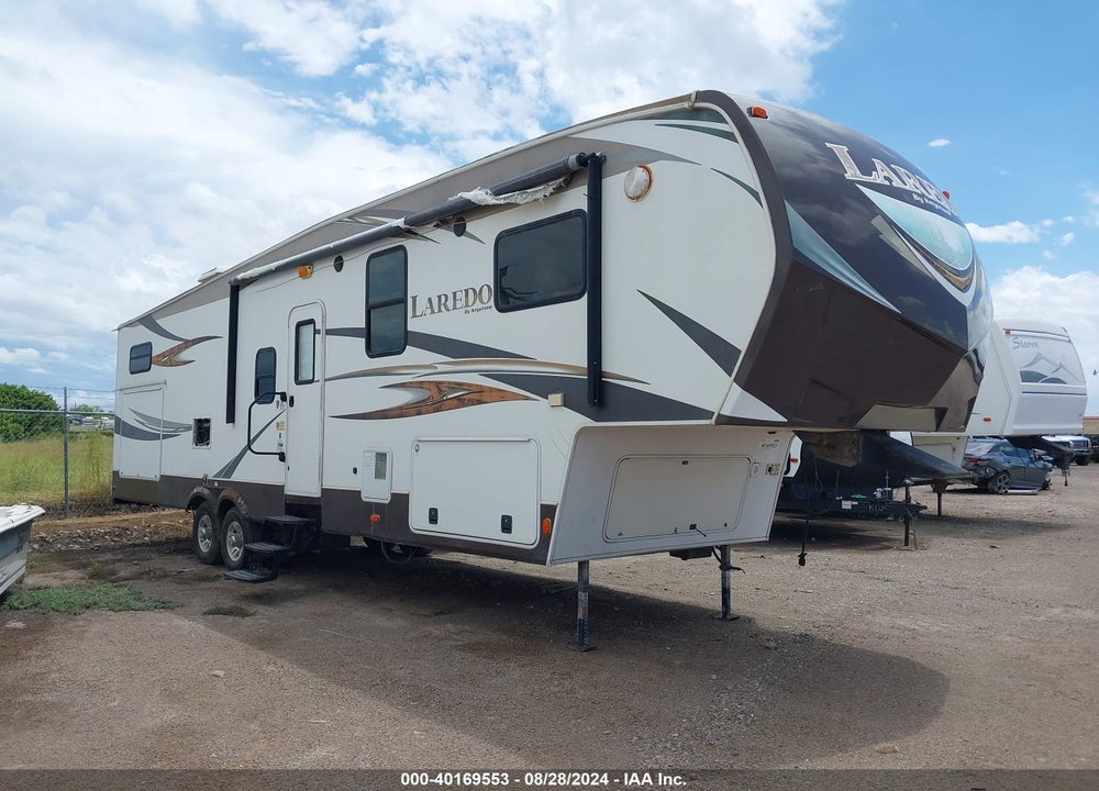 2014 LAREDO 335 VIN: 4YDF33522EE600572