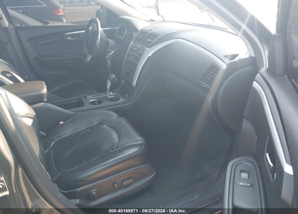 2009 CHEVROLET TRAVERSE LT VIN: 1GNEV23D79S181558