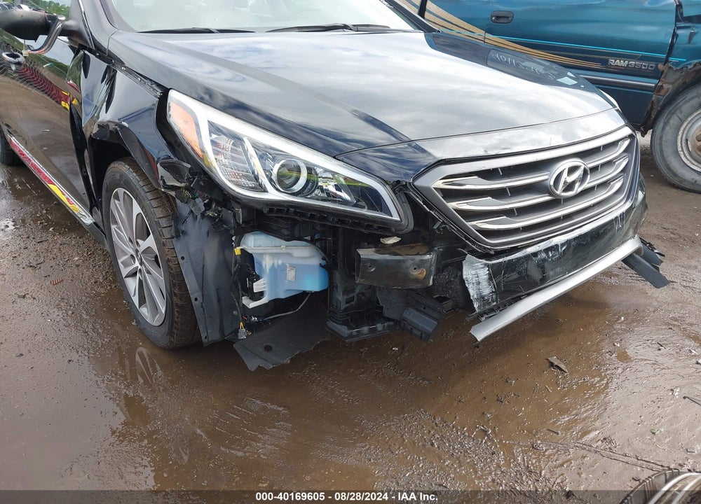 2015 HYUNDAI SONATA SPORT VIN: 5NPE34AF4FH079613
