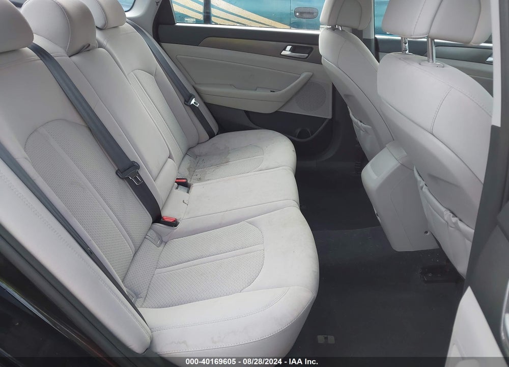 2015 HYUNDAI SONATA SPORT VIN: 5NPE34AF4FH079613