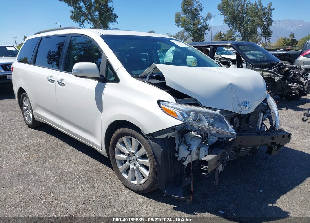 2017 TOYOTA SIENNA LIMITED 7 PASSENGER VIN: 5TDYZ3DC1HS878592