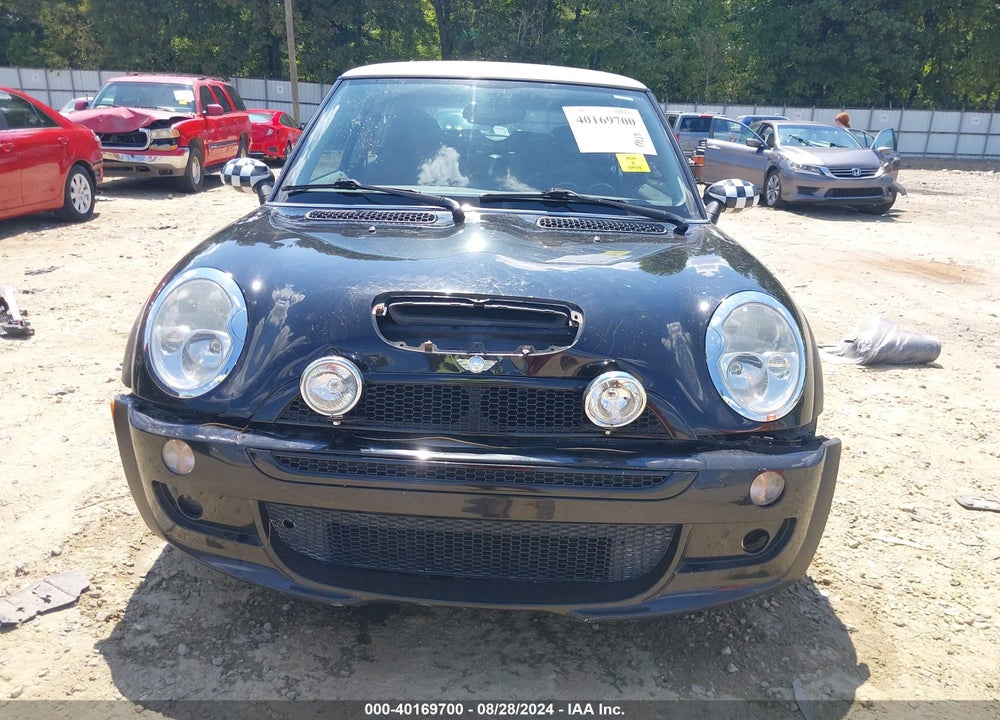 2003 MINI COOPER S VIN: WMWRE33493TD60136