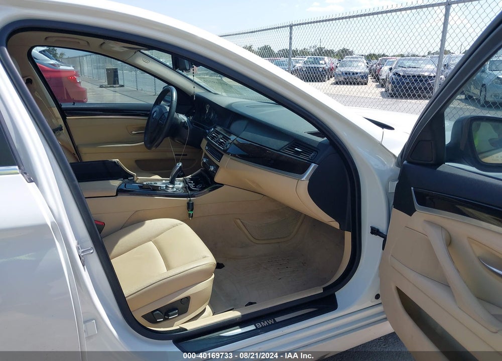 2013 BMW 528I VIN: WBAXG5C51DD228860