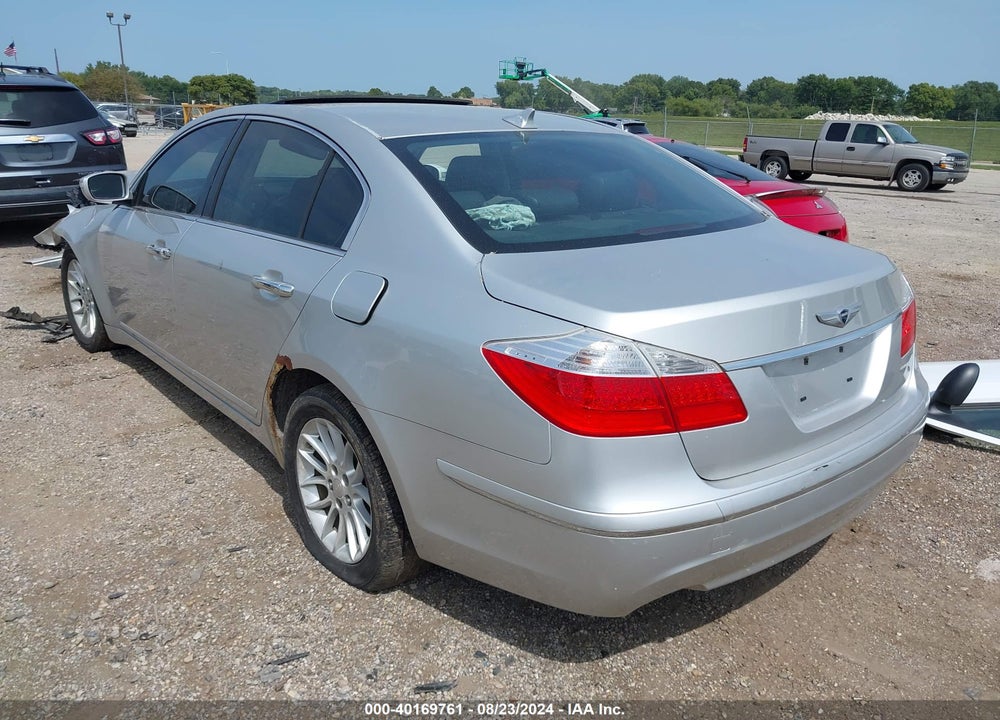 2009 HYUNDAI GENESIS 3.8 VIN: KMHGC46E89U022247