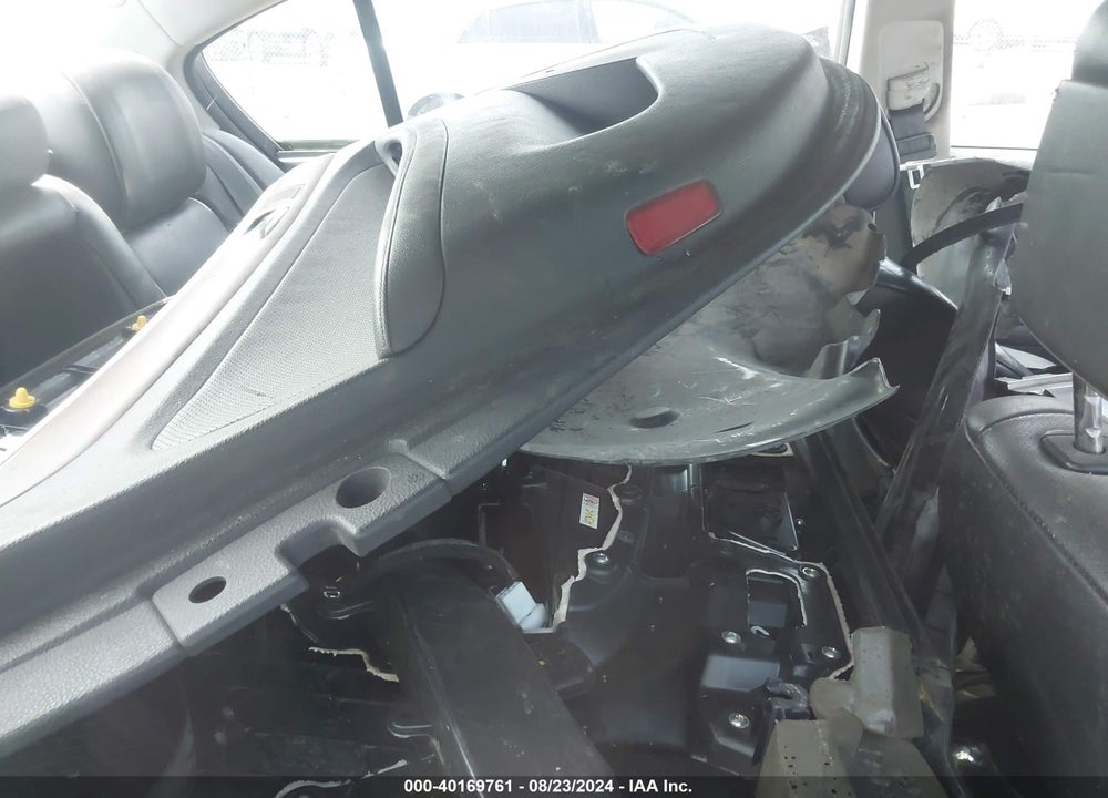 2009 HYUNDAI GENESIS 3.8 VIN: KMHGC46E89U022247