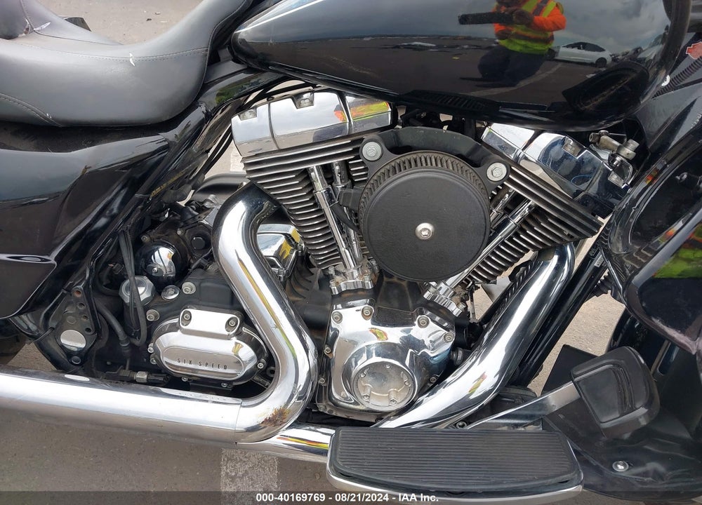 2009 HARLEY-DAVIDSON FLHX VIN: 1HD1KB4149Y644465