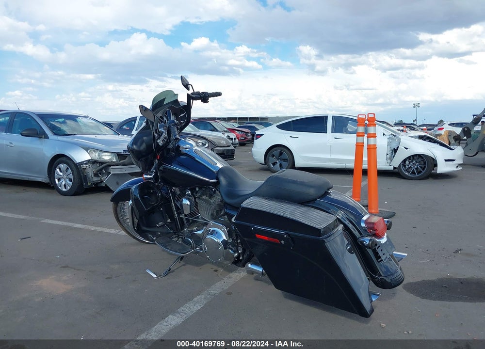 2009 HARLEY-DAVIDSON FLHX VIN: 1HD1KB4149Y644465