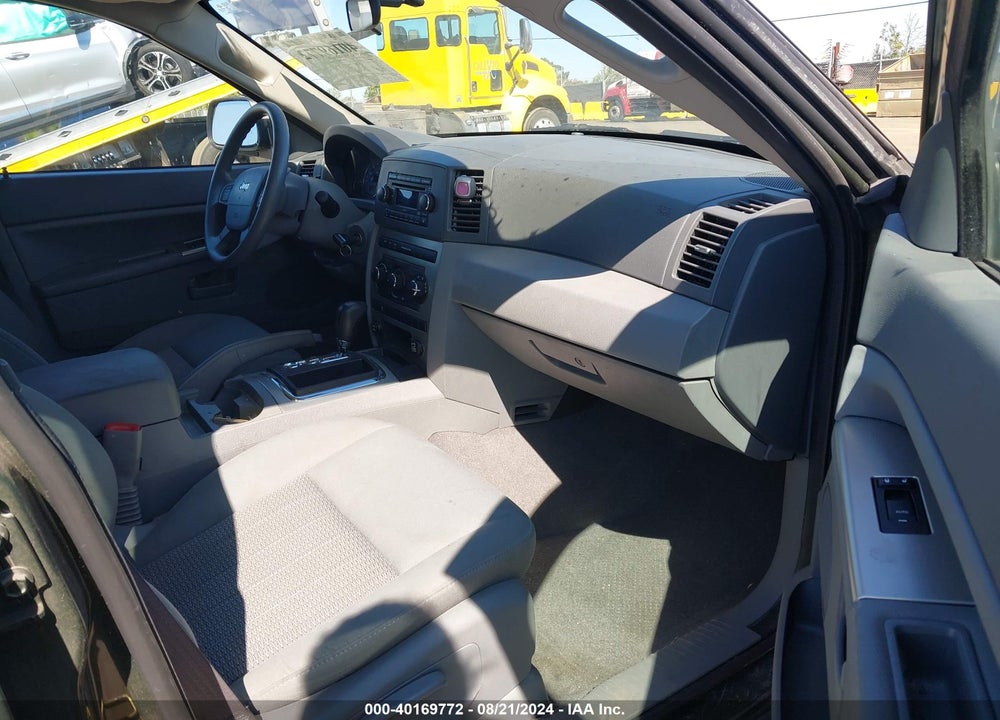2007 JEEP GRAND CHEROKEE LAREDO VIN: 1J8GS48K67C526155