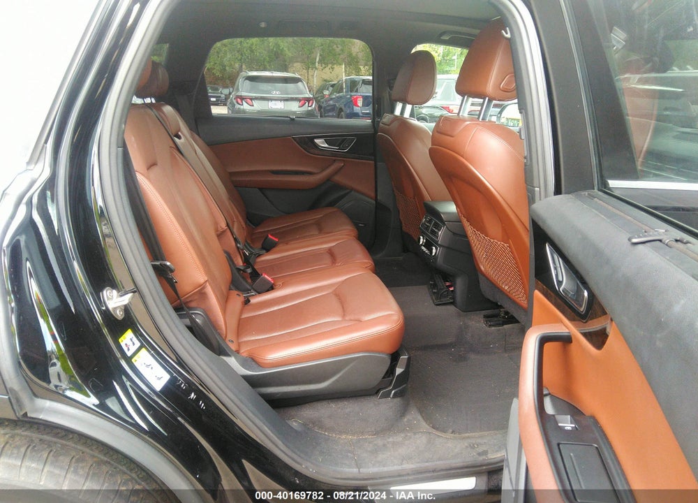 2017 AUDI Q7 VIN: WA1LAAF70HD007663