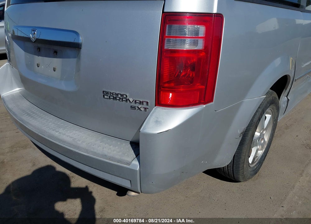 2010 DODGE GRAND CARAVAN SXT VIN: 2D4RN5D18AR130918