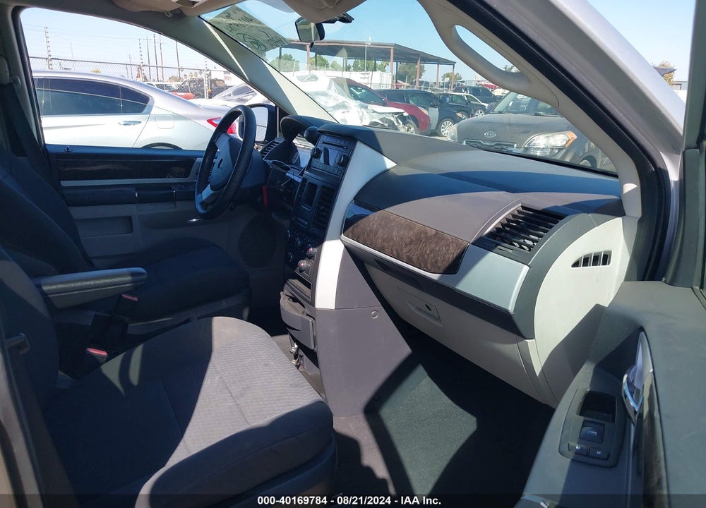 2010 DODGE GRAND CARAVAN SXT VIN: 2D4RN5D18AR130918