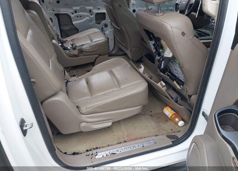 2016 CHEVROLET SUBURBAN LTZ VIN: 1GNSKJKC0GR132365