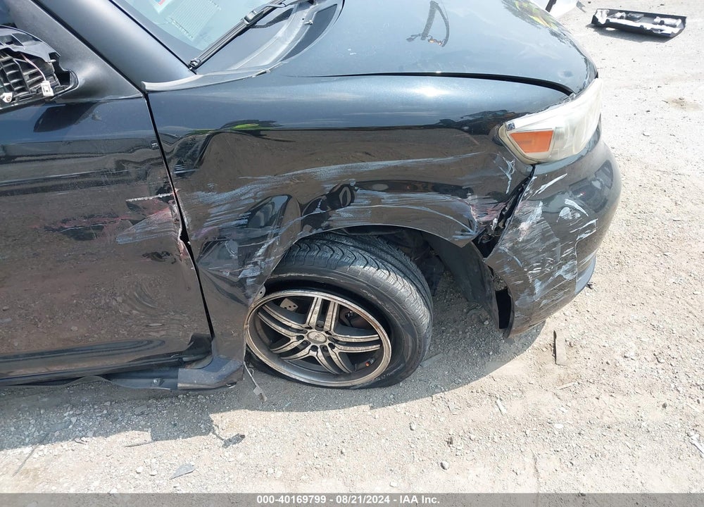 2010 SCION XB VIN: JTLZE4FE3A1102010