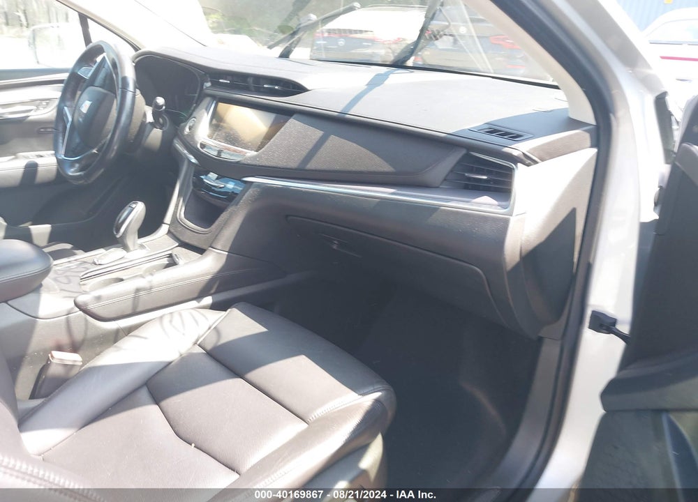2017 CADILLAC XT5 LUXURY VIN: 1GYKNBRS7HZ121409