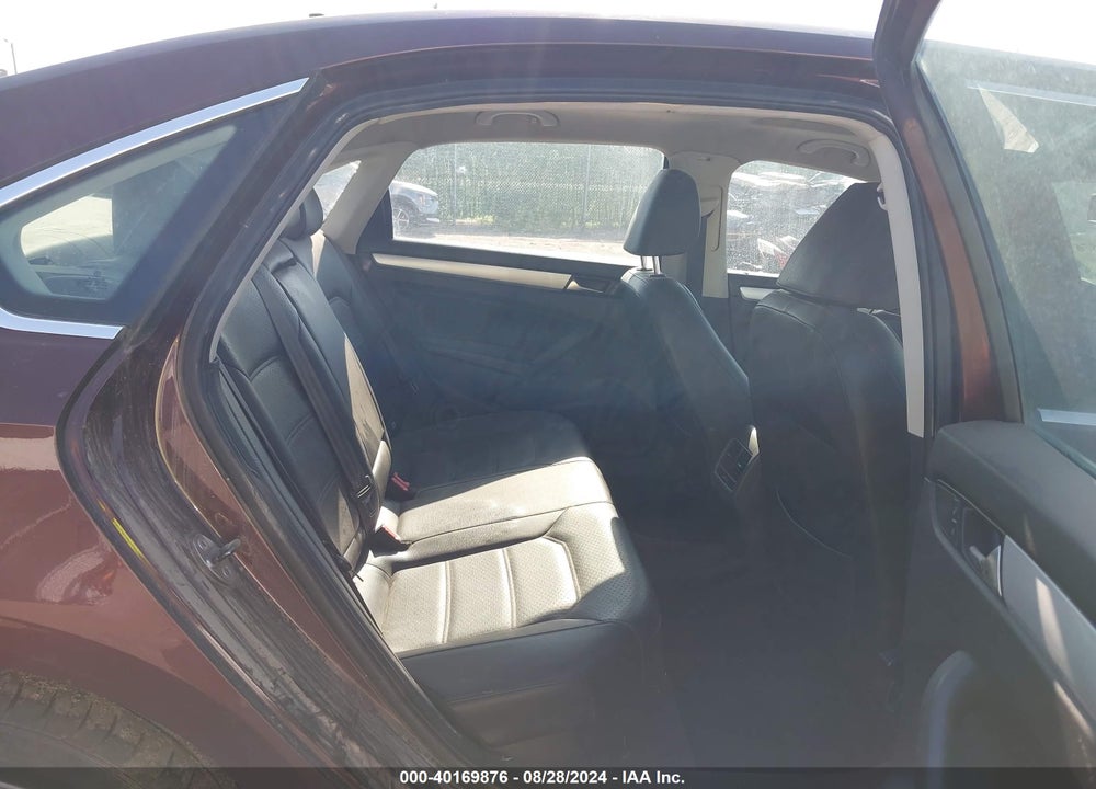 2013 VOLKSWAGEN PASSAT 2.5L SE VIN: 1VWBH7A33DC088255