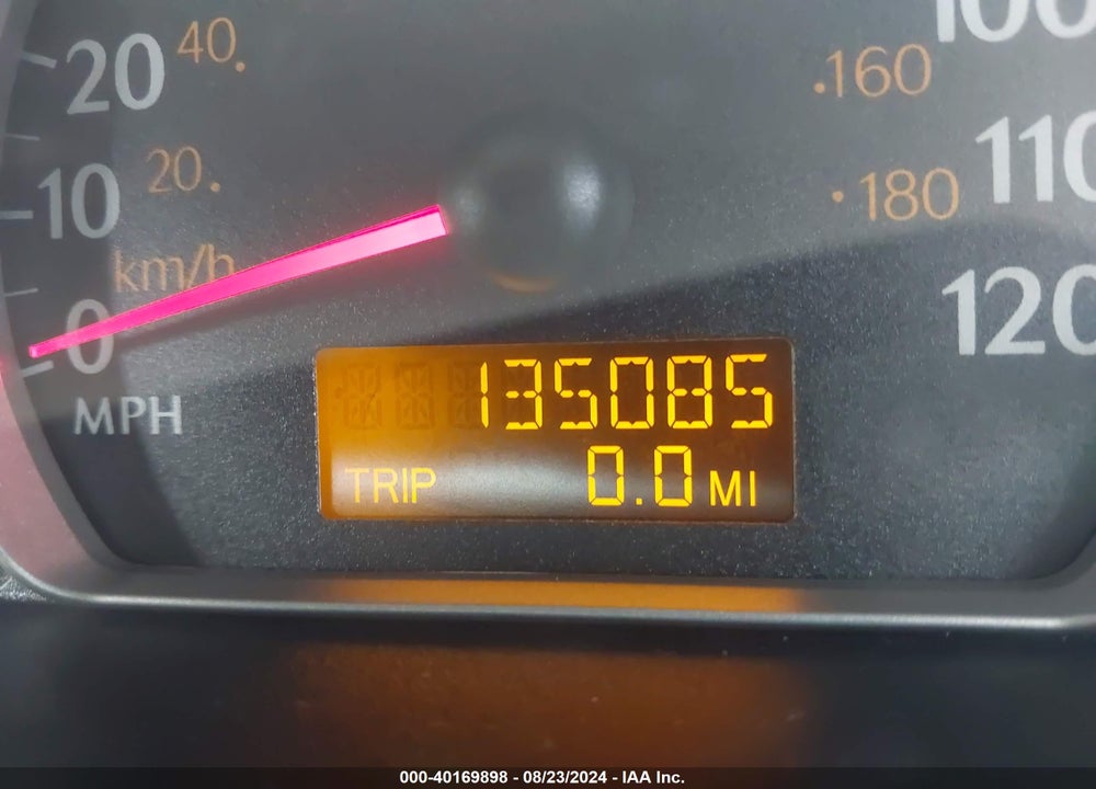 2004 SATURN ION 2 VIN: 1G8AJ52FX4Z202680