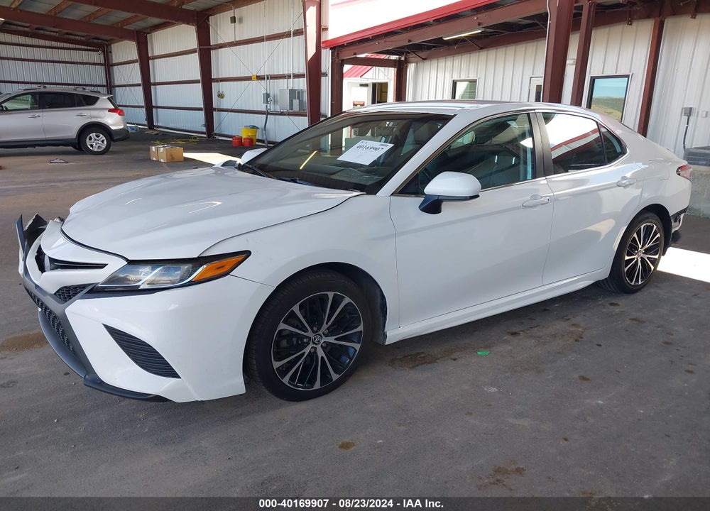 2019 TOYOTA CAMRY SE VIN: 4T1B11HK2KU743610