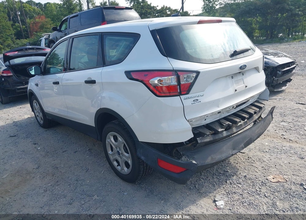 2018 FORD ESCAPE S VIN: 1FMCU0F70JUC39429