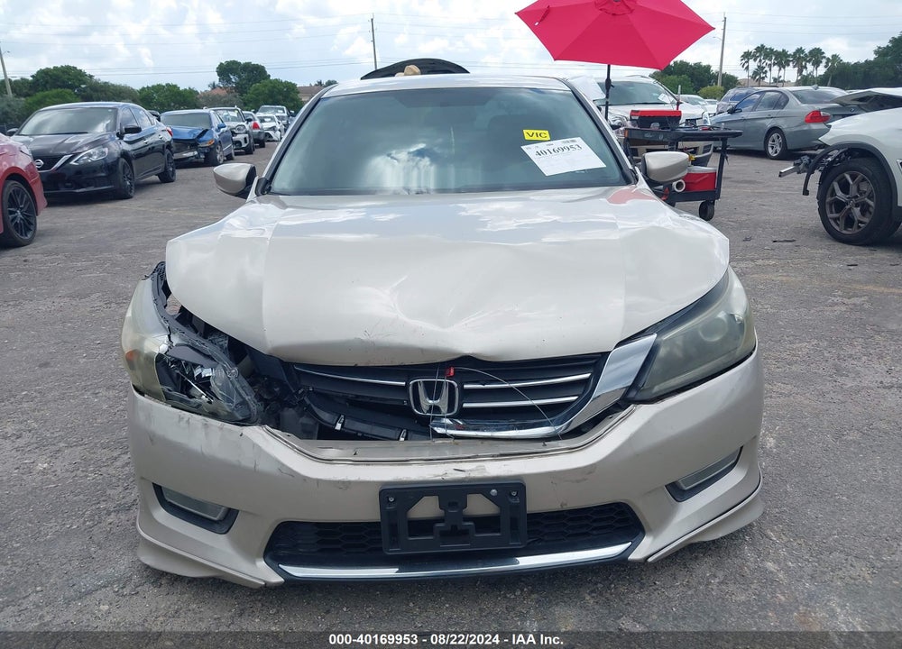 2013 HONDA ACCORD VIN: 1HGCR2F51DA023323