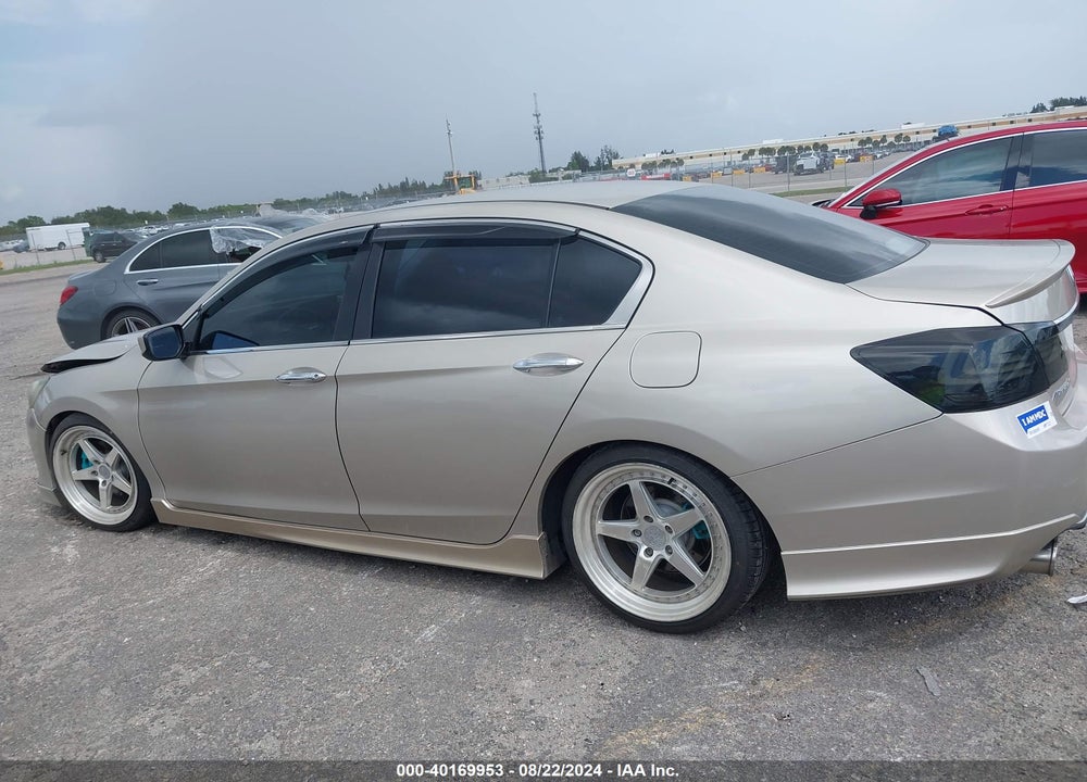 2013 HONDA ACCORD VIN: 1HGCR2F51DA023323