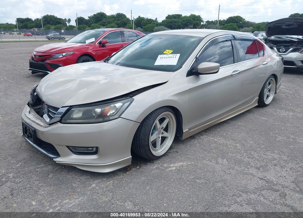2013 HONDA ACCORD VIN: 1HGCR2F51DA023323