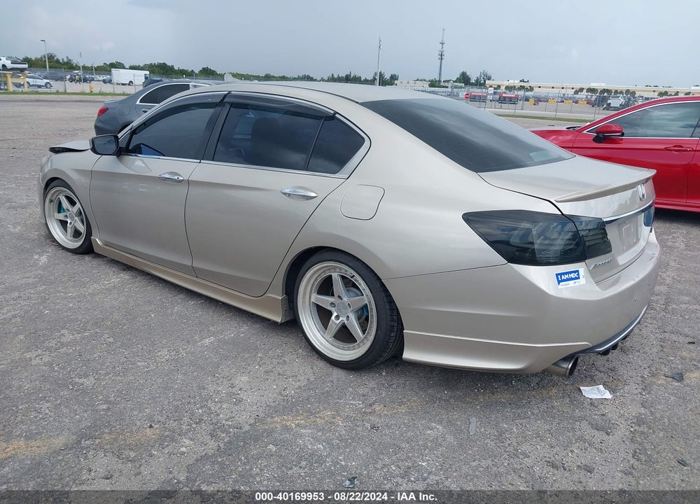 2013 HONDA ACCORD VIN: 1HGCR2F51DA023323