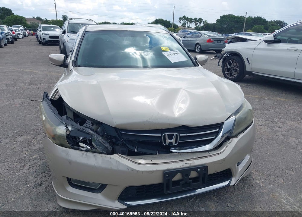 2013 HONDA ACCORD VIN: 1HGCR2F51DA023323