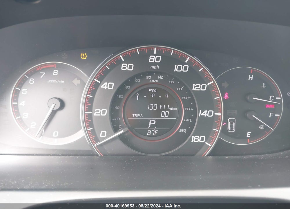 2013 HONDA ACCORD VIN: 1HGCR2F51DA023323