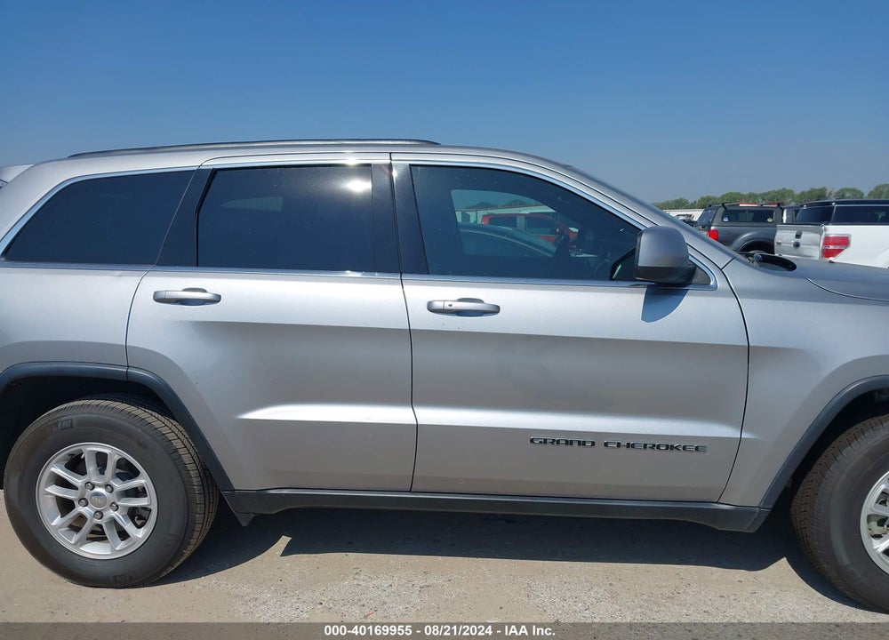 2018 JEEP GRAND CHEROKEE LAREDO 4X2 VIN: 1C4RJEAG8JC182205