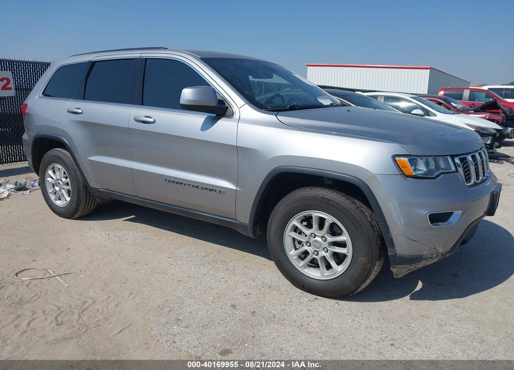 2018 JEEP GRAND CHEROKEE LAREDO 4X2 VIN: 1C4RJEAG8JC182205