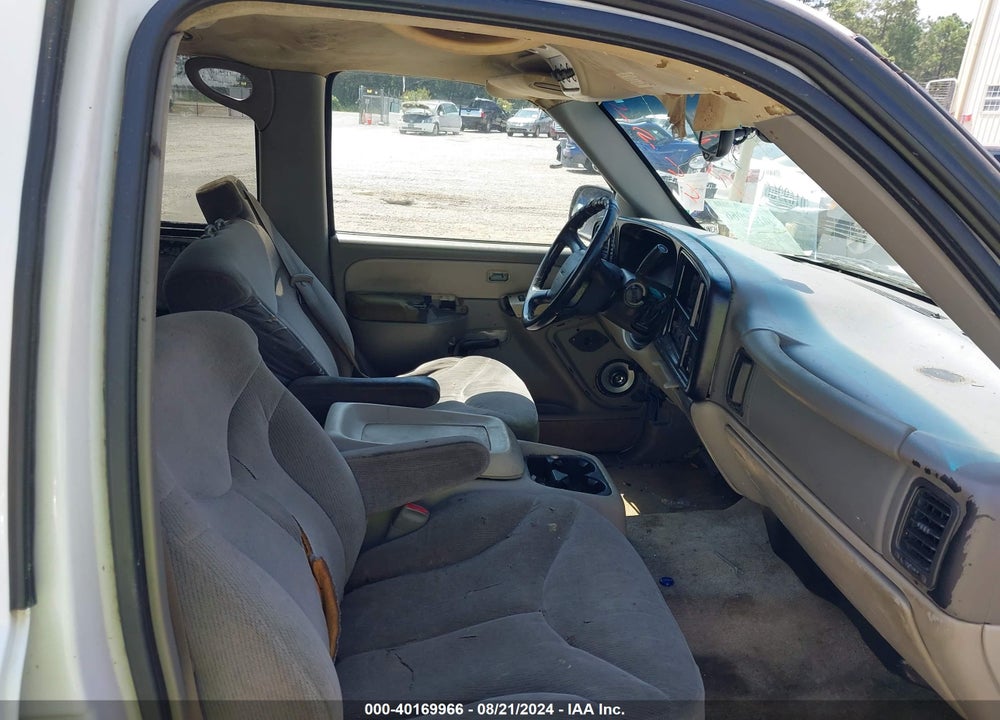 2000 GMC YUKON XL 1500 SLE VIN: 3GKEC16T3YG104112