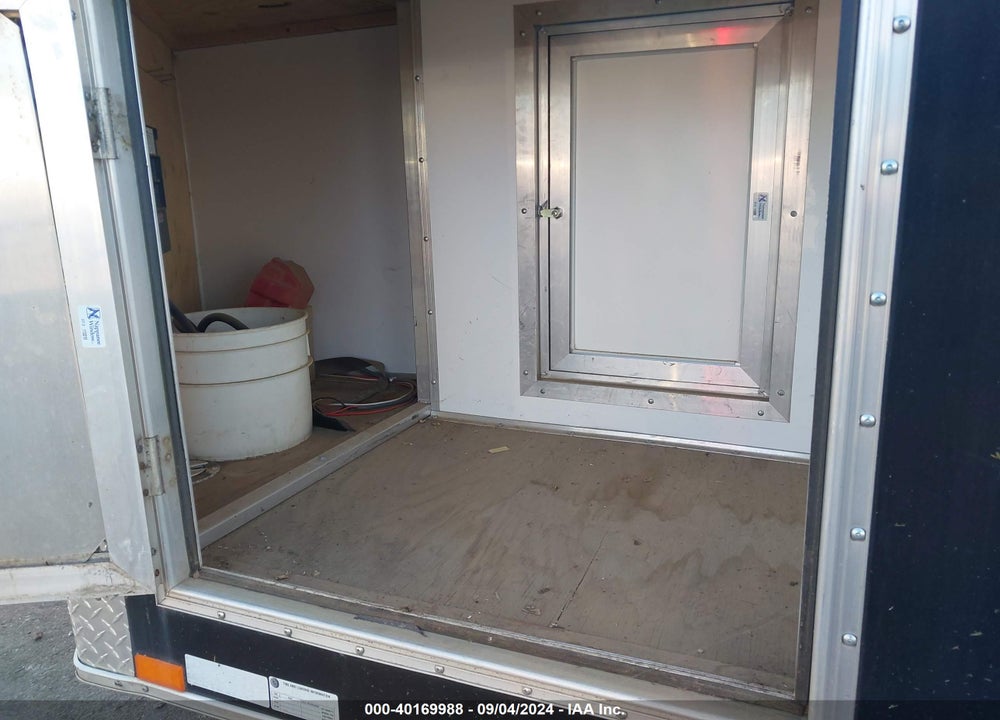 2007 INTR 8X16 VIN: 1UK500G2271061699