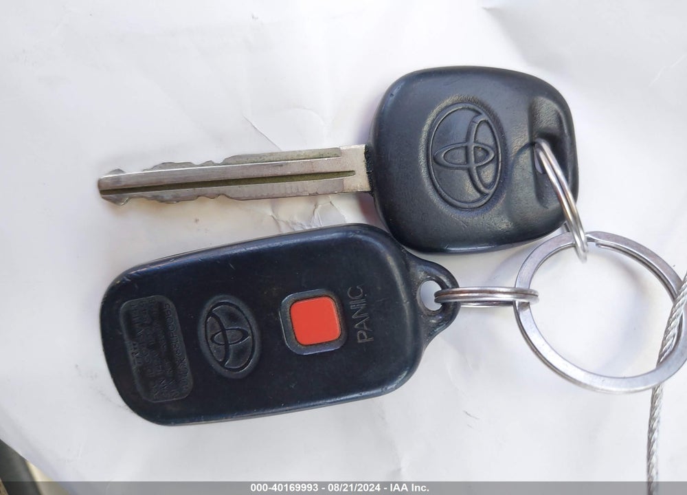2003 TOYOTA CAMRY SE V6 VIN: 4T1BF32K63U048117