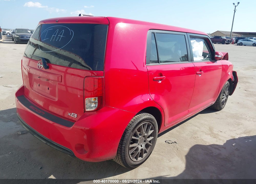 2015 SCION XB VIN: JTLZE4FEXFJ082555