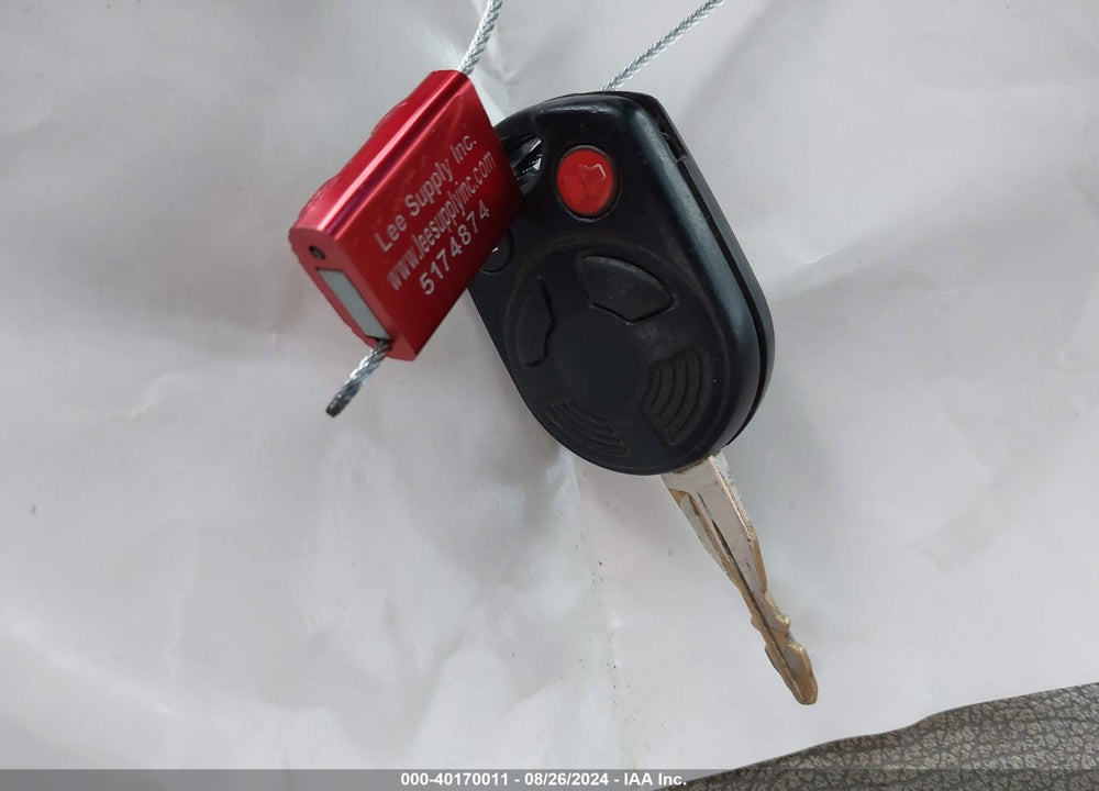 2008 FORD FUSION VIN: 3FAHP021X8R158870